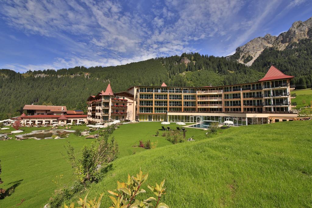 Romantik Resort & Spa Der Laterndl Hof Haldensee Exterior photo
